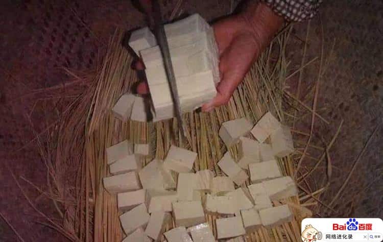 夏天去贵州旅游，这5种又黑又丑的土特产，你们真的会买么